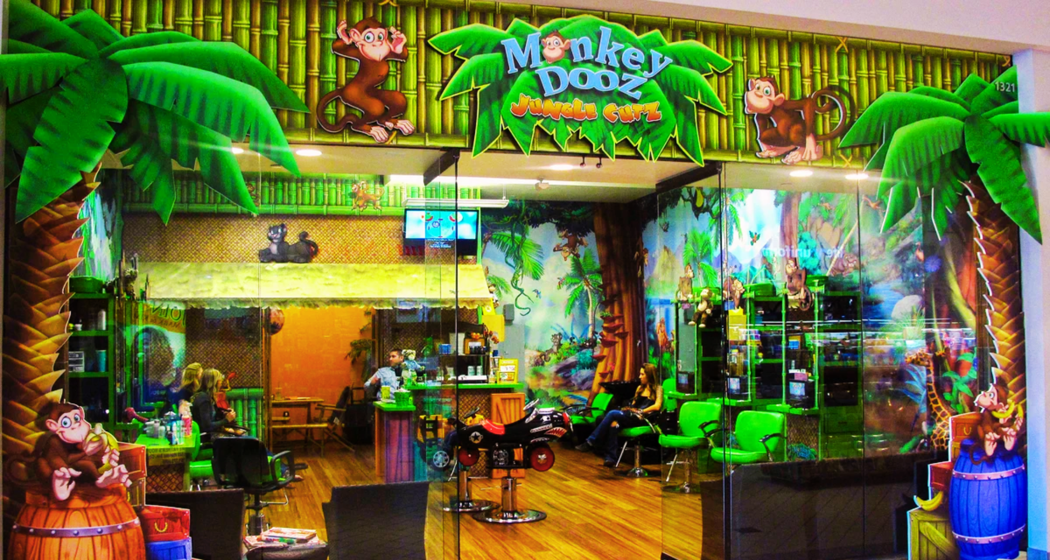 Wacky World Studios Monkey Dooz kids hair salon