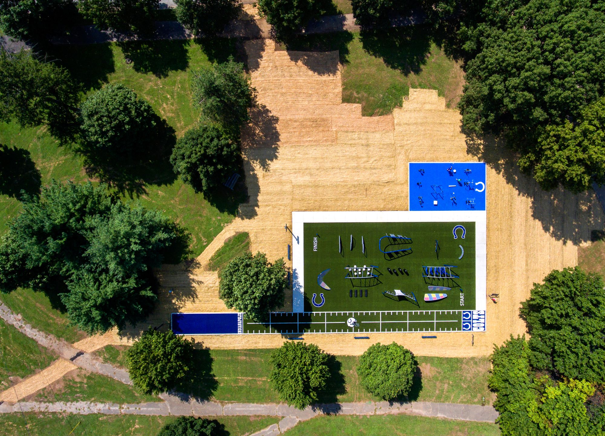 outdoor fitness complex